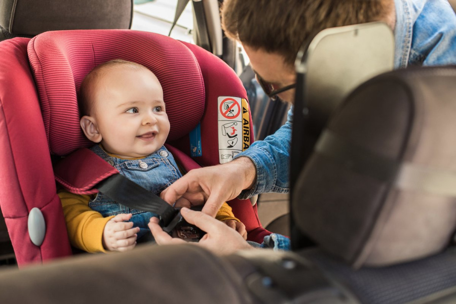 Showing Restraint - A Practical Guide to Baby Car Seats