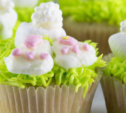 Create a Sweet Easter Treat: Bunny Butt Cupcakes Recipe + Video
