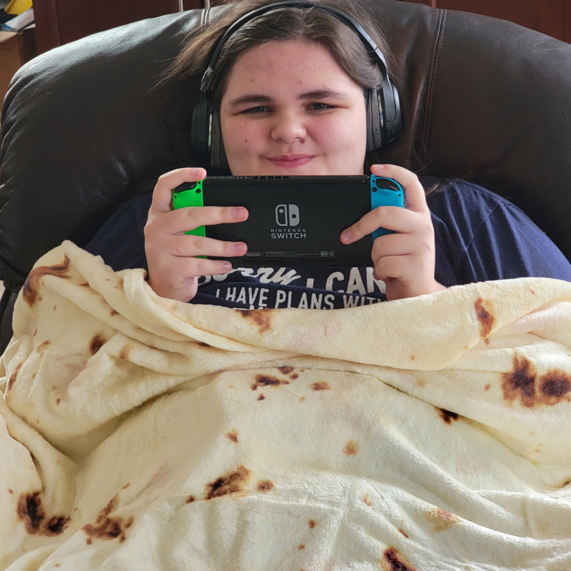 Zulay Kitchen Burrito Blanket is the Perfect Fun Gift This Holiday Season!