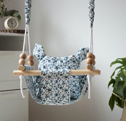 Benefits of Using a Baby Swing